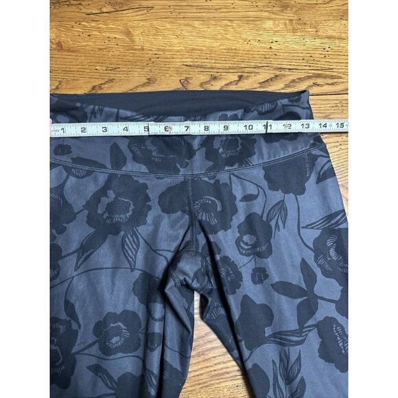 LULULEMON Black Gray Floral Leggings Mid Rise L7 Womens Sz 6 - Picture 2 of 8